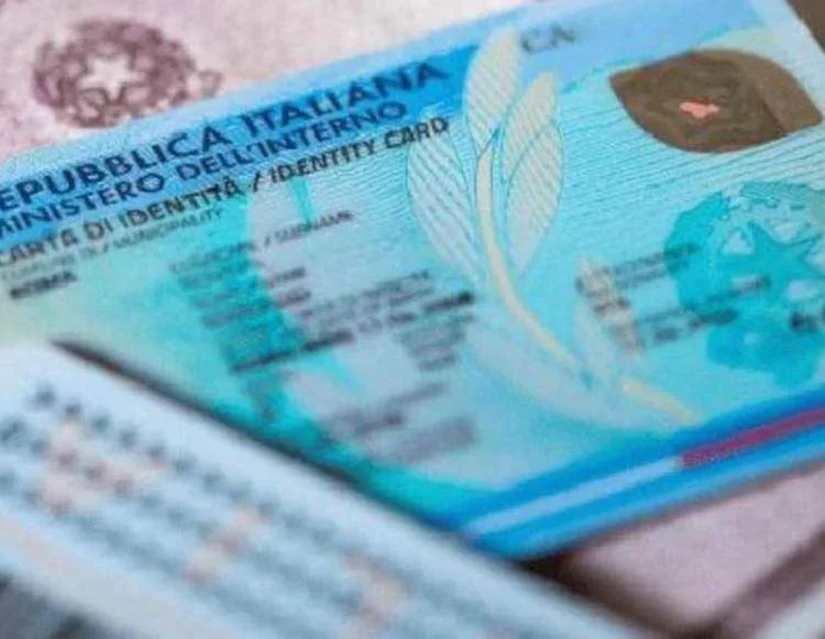 Carta identità elettronica per gli over 70 (ultra settantenni)